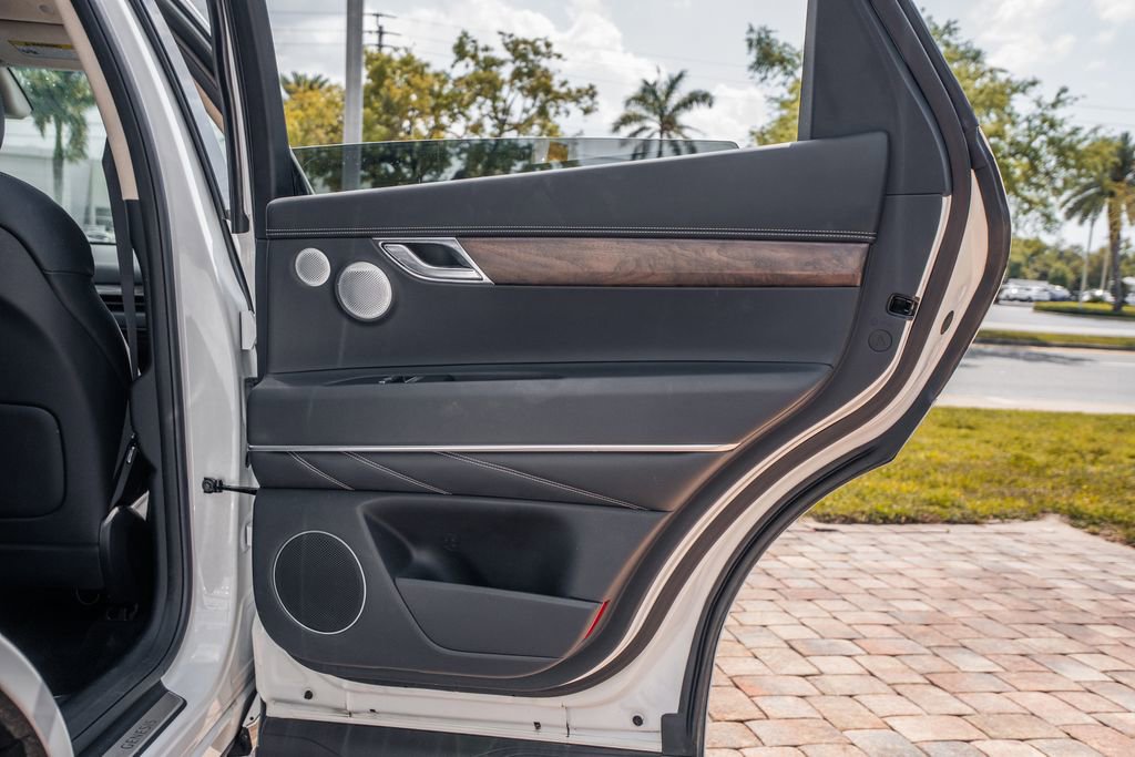 Used 2025 Genesis GV80 3.5T Prestige image 38