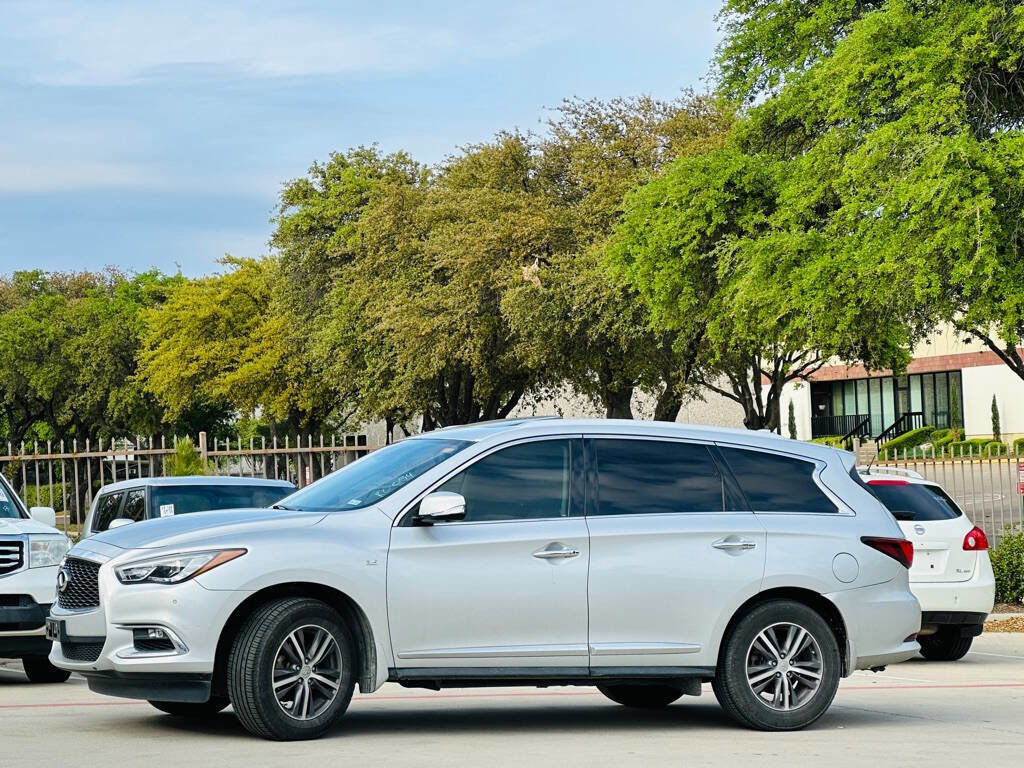 Used 2017 INFINITI QX60 FWD w/ Premium Plus Package image 5