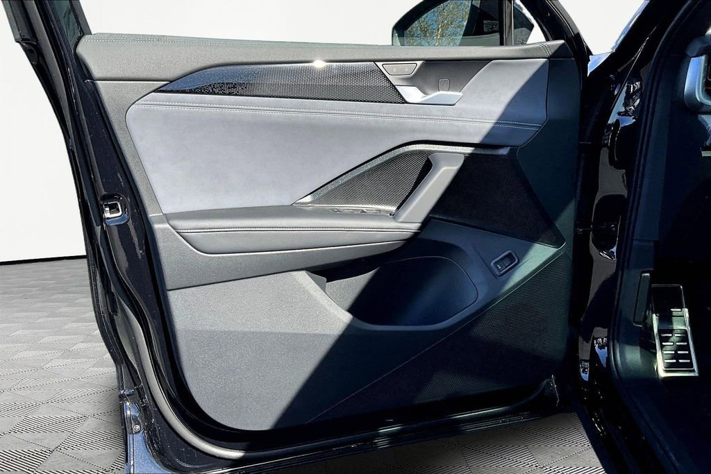 New 2026 Volkswagen Tiguan SE R-Line image 19