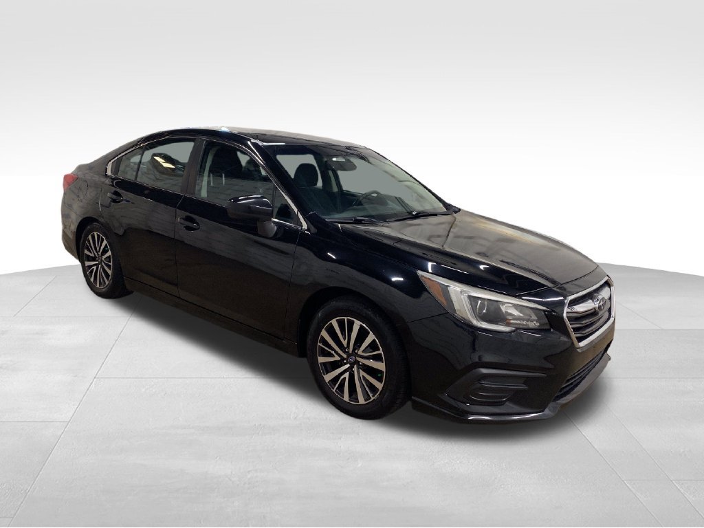 Used 2018 Subaru Legacy 2.5i Premium w/ Popular Package #1 AWD/4WD image 2