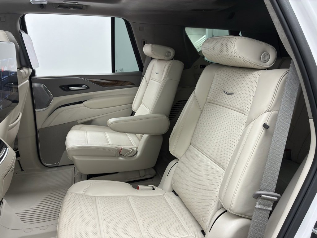Used 2023 Cadillac Escalade Sport Platinum image 45