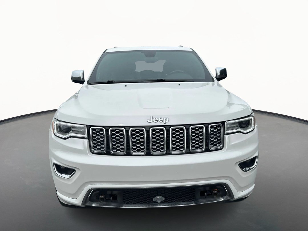 Used 2019 Jeep Grand Cherokee Overland w/ Interior Metal Package AWD/4WD image 8