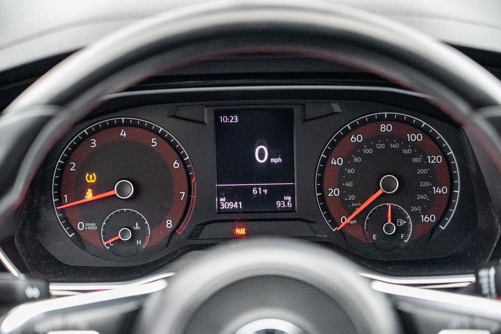 Used 2019 Volkswagen Jetta GLI image 16