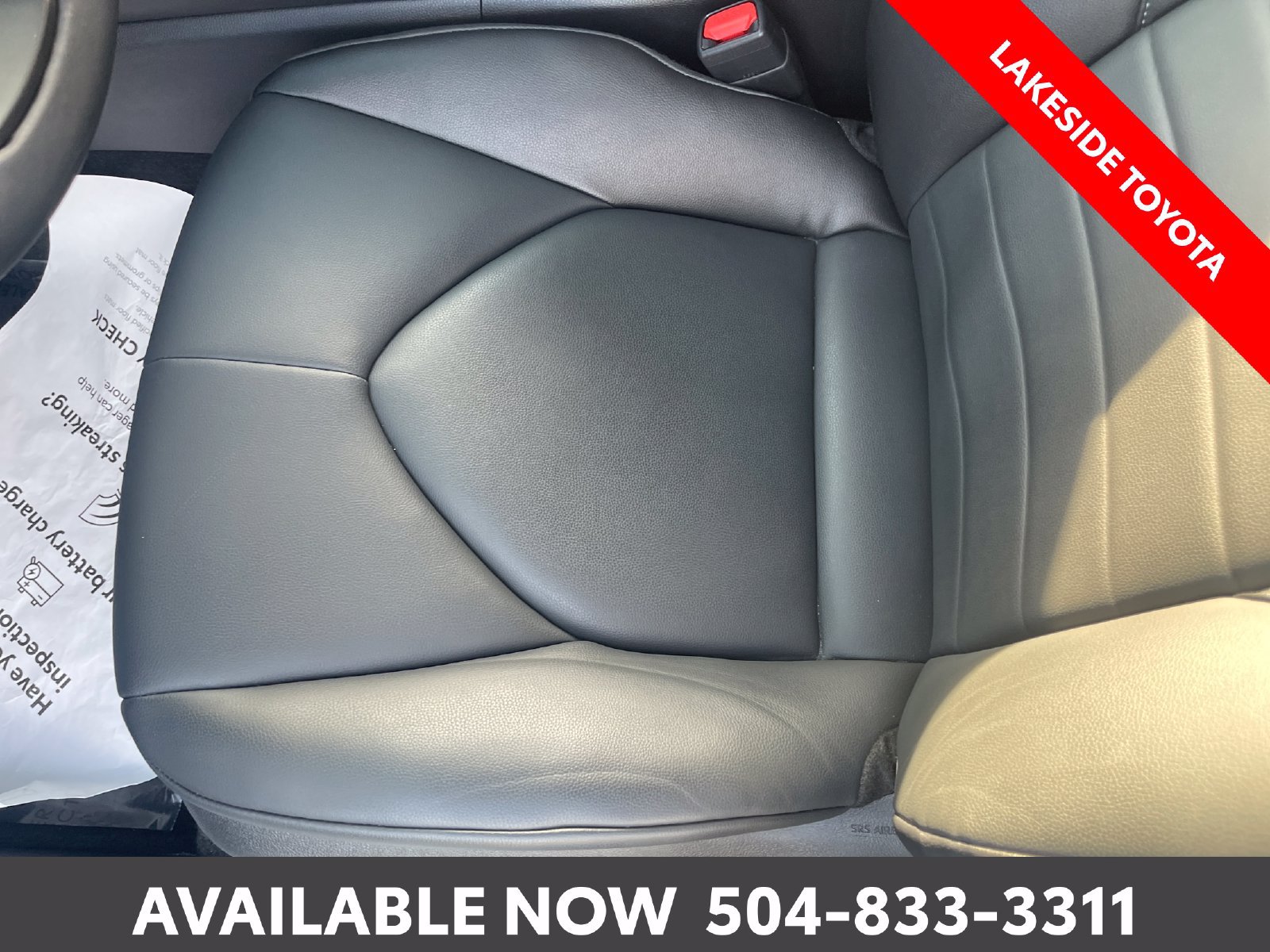 Used 2024 Toyota Highlander XLE FWD image 29
