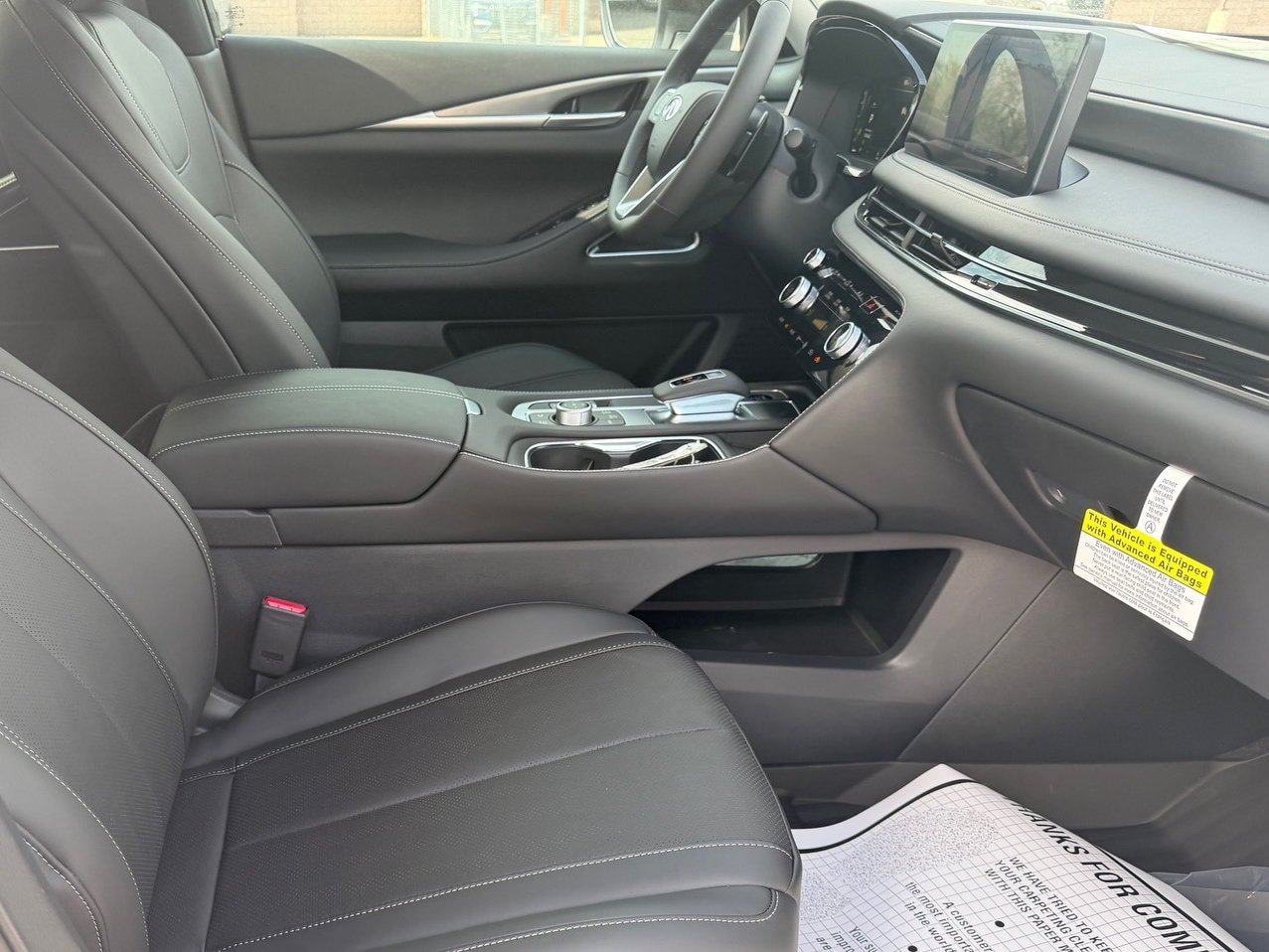 New 2027 INFINITI QX60 Luxe FWD image 13