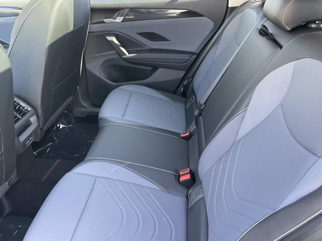 New 2026 Volkswagen Tiguan SE FWD image 23