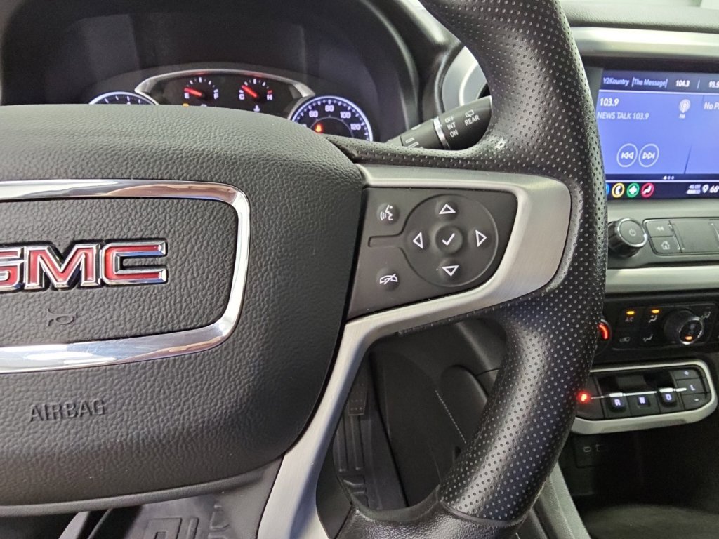 Used 2022 GMC Acadia SLE w/ Driver Convenience Package FWD image 27