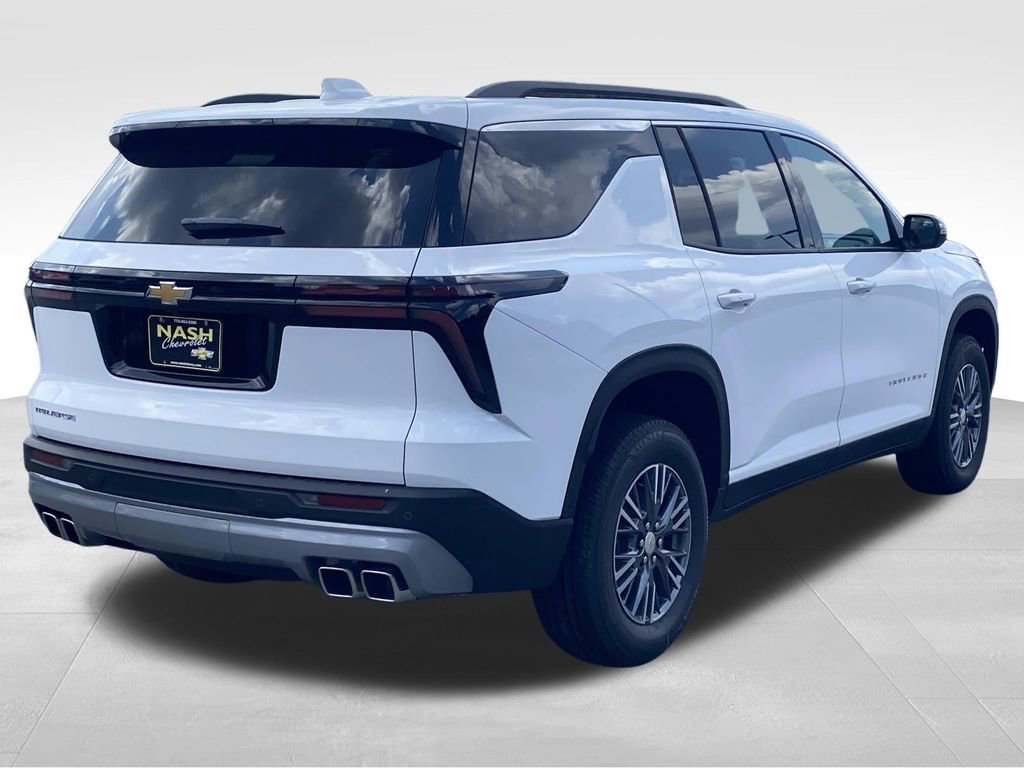 New 2026 Chevrolet Traverse LT w/ LPO, Floor Liner Package image 3