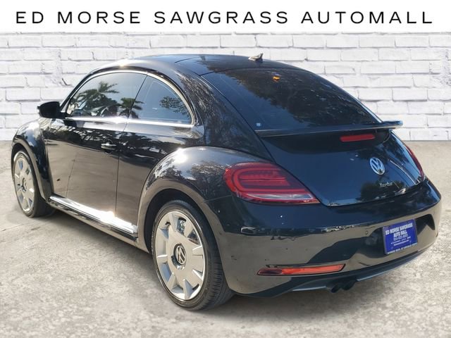 Used 2019 Volkswagen Beetle 2.0T SE image 2