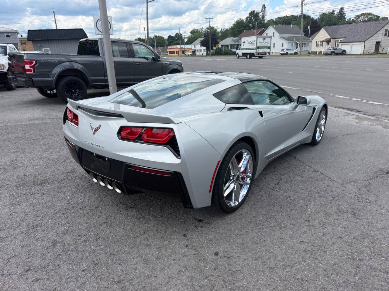 Used 2015 Chevrolet Corvette Stingray Coupe w/ 3LT Preferred Equipment Group RWD image 5