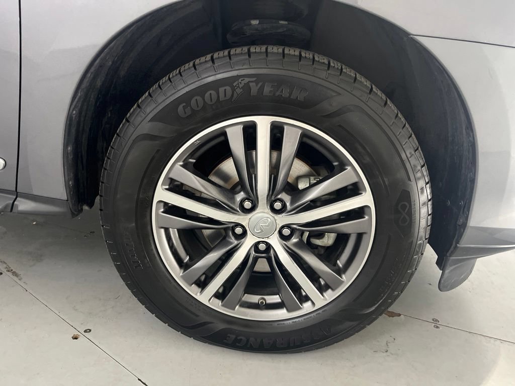 Used 2017 INFINITI QX60 Luxe w/ Premium Package AWD/4WD image 18