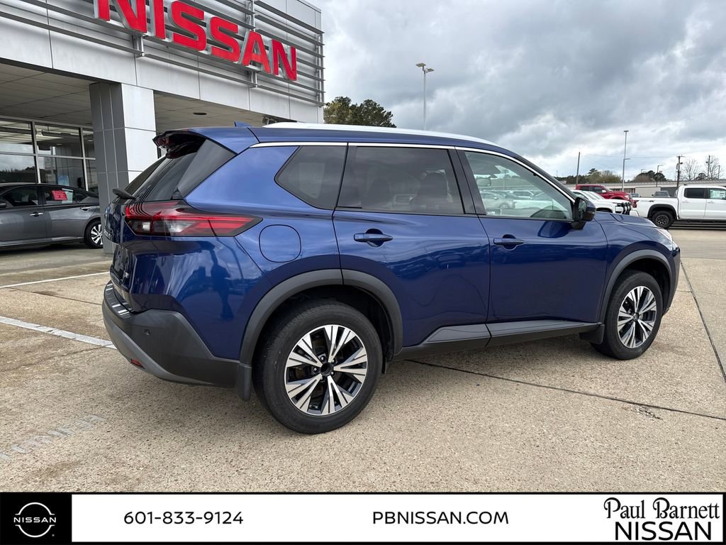 Used 2021 Nissan Rogue SV w/ Premium Package image 7