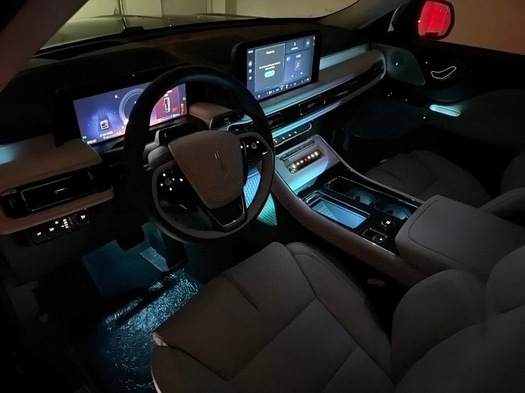 New 2026 Lincoln Aviator Reserve AWD/4WD image 9