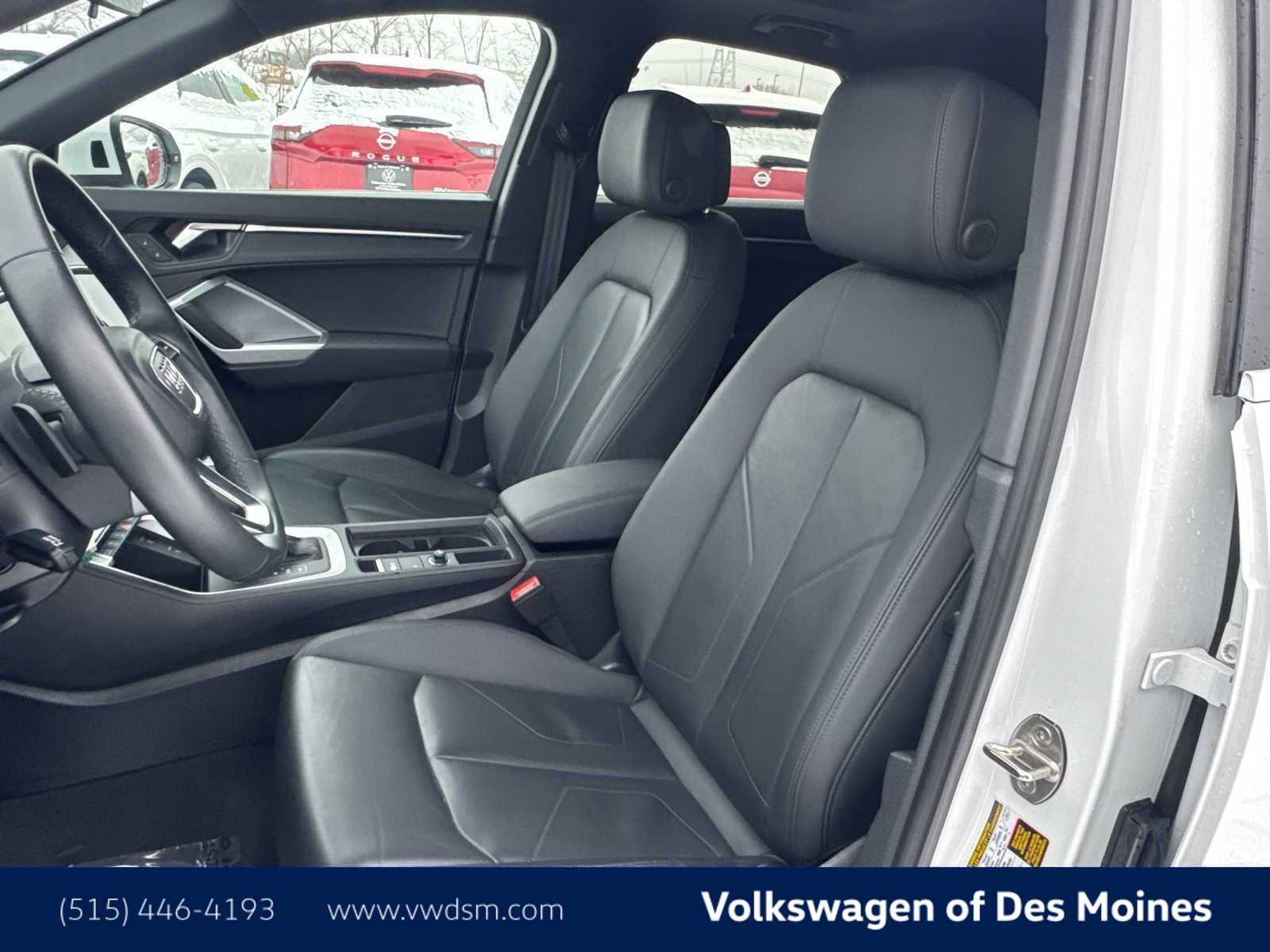 Used 2025 Audi Q3 2.0T Premium image 11