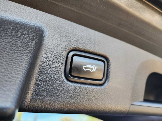 Used 2020 Kia Telluride SX w/ SX Prestige Package image 21