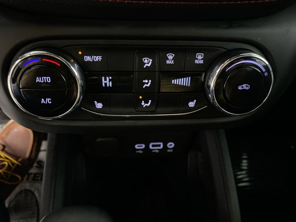 Used 2023 Chevrolet TrailBlazer RS w/ Convenience Package image 18