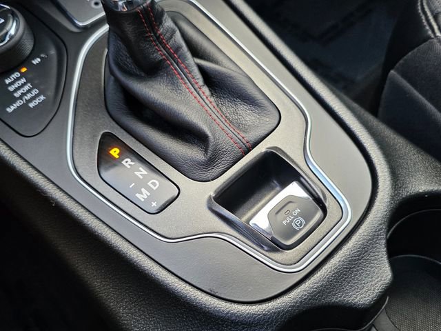 Used 2022 Jeep Cherokee Trailhawk w/ Sun, Sound & Nav Group image 34