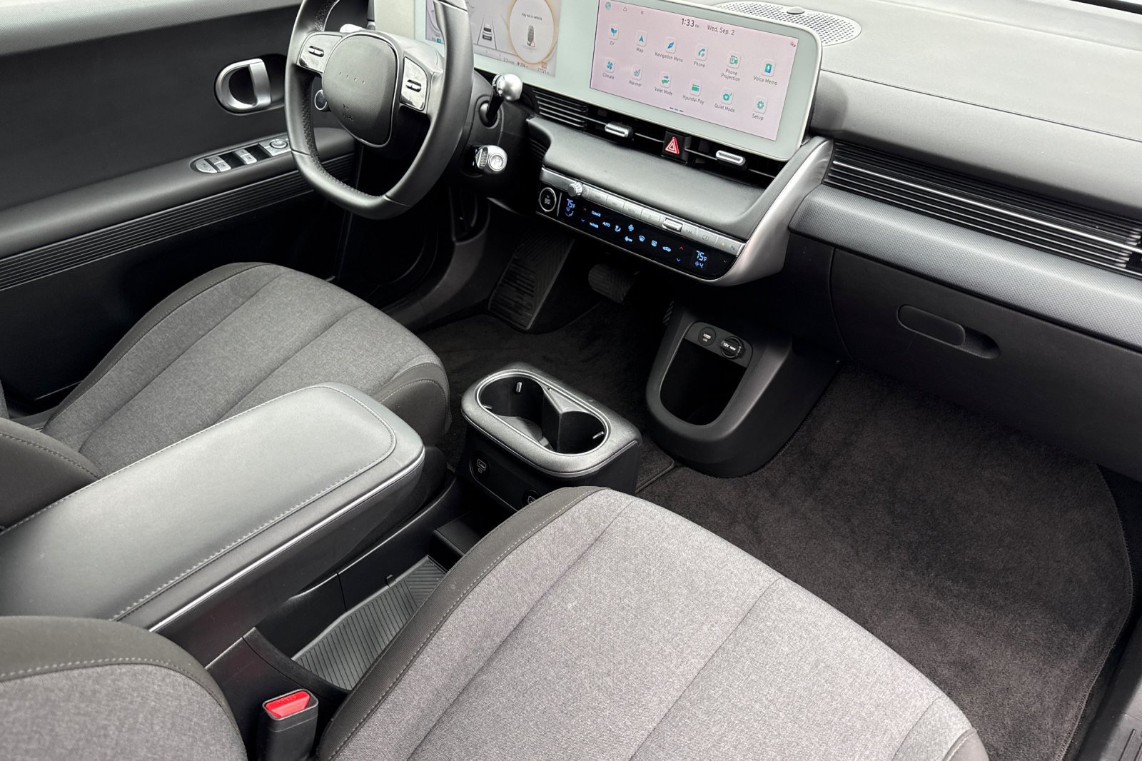 Used 2024 Hyundai Ioniq 5 SE RWD image 16
