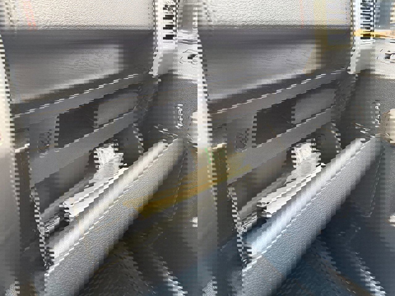 Used 2020 Ford F150 Platinum w/ Technology Package image 23