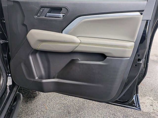 New 2026 Chevrolet Colorado ZR2 w/ Technology Package image 34