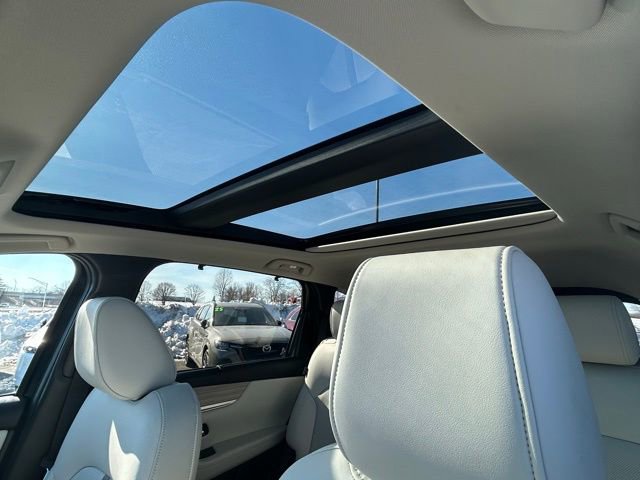 Used 2024 MAZDA CX-90 3.3 Turbo S w/ Premium Package image 24