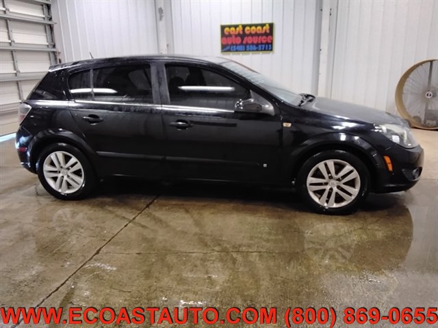 Used 2008 Saturn Astra XR w/ Premium Trim Package FWD image 2