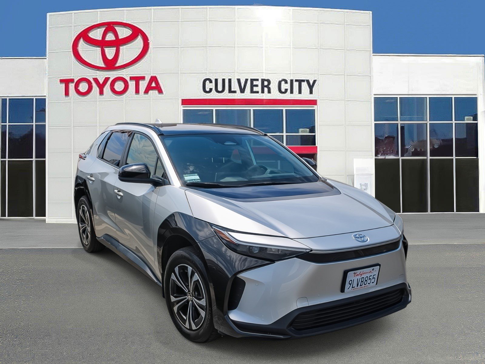 Used 2023 Toyota bZ4X AWD w/ Weather Package