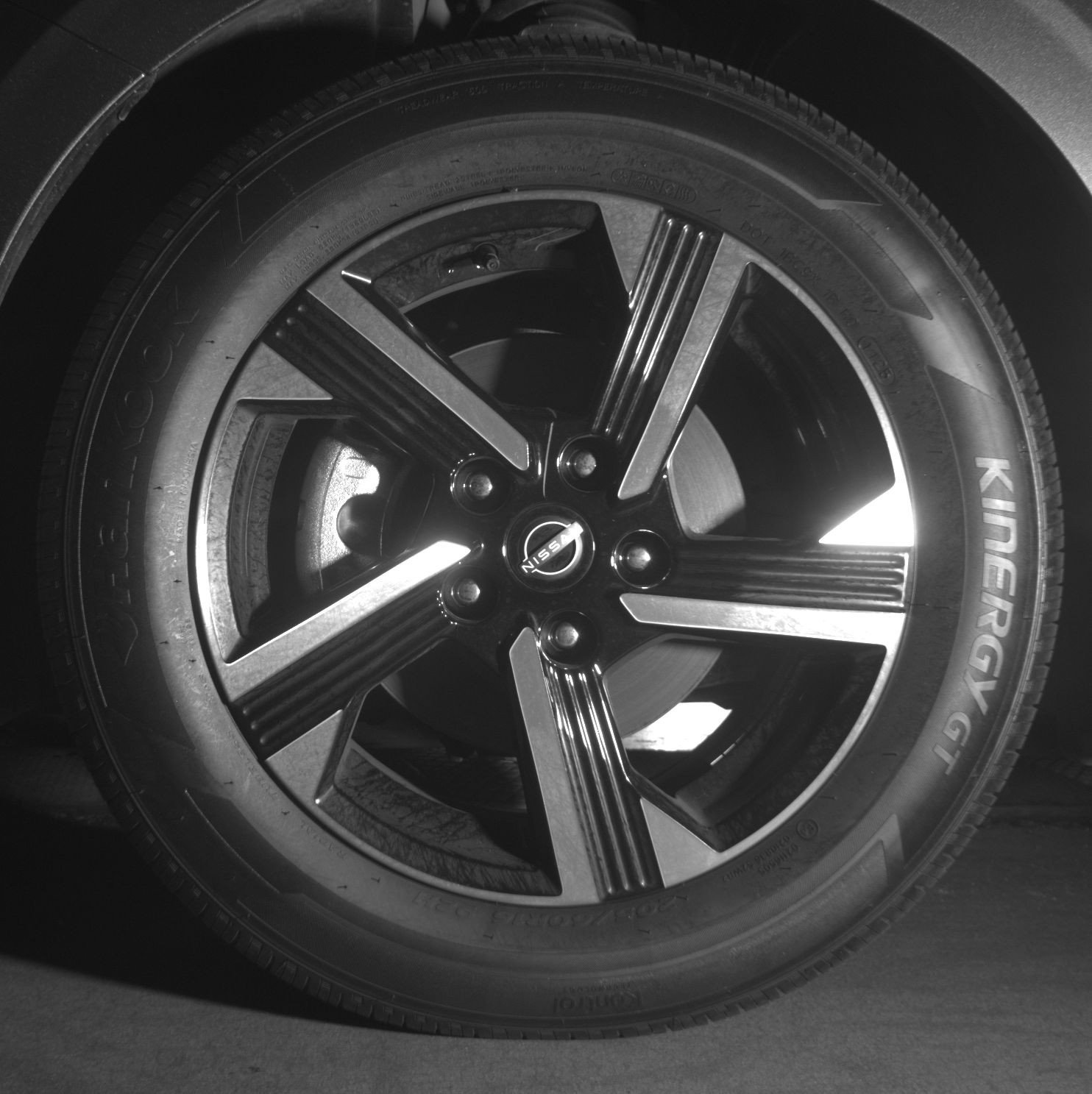 Used 2025 Nissan Sentra SV FWD image 12