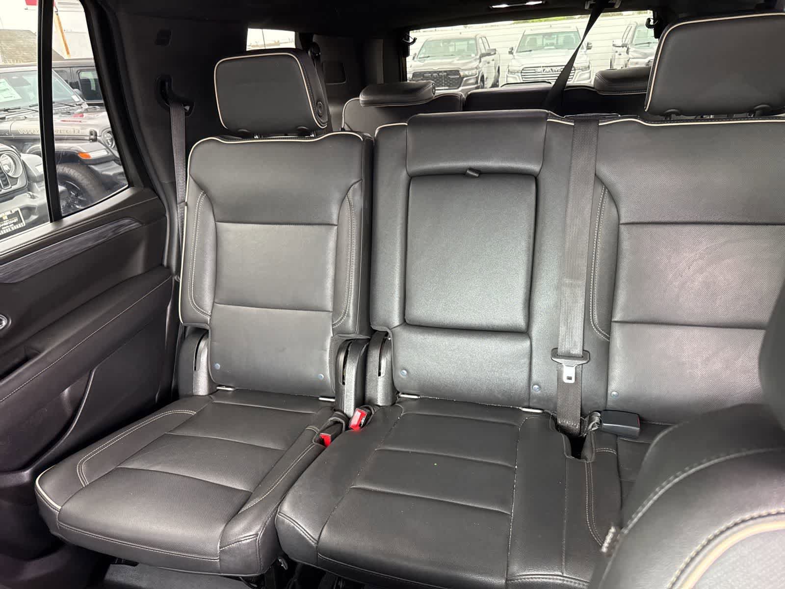 Used 2021 GMC Yukon SLT AWD/4WD image 24