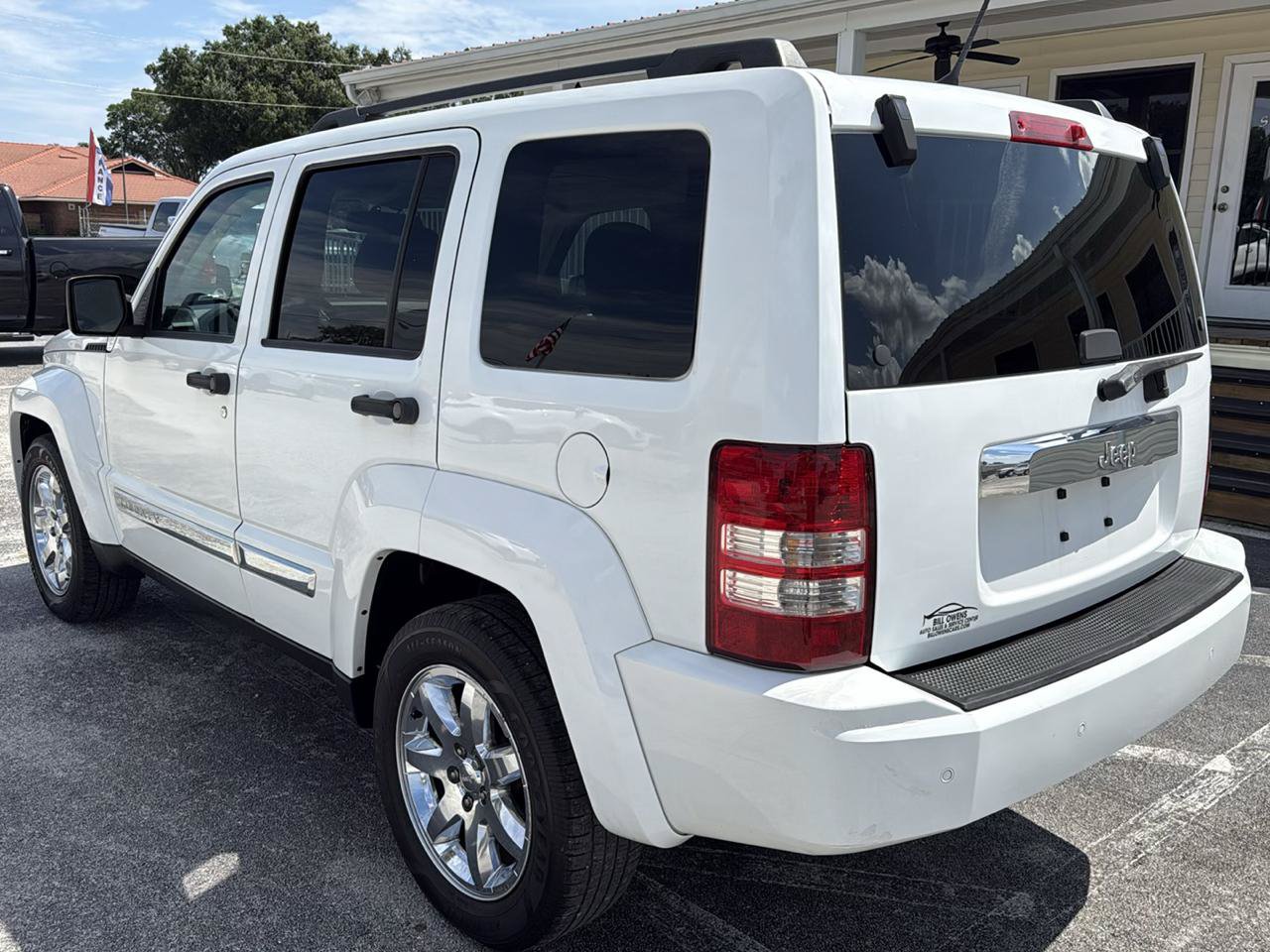 Used 2012 Jeep Liberty Sport RWD image 3
