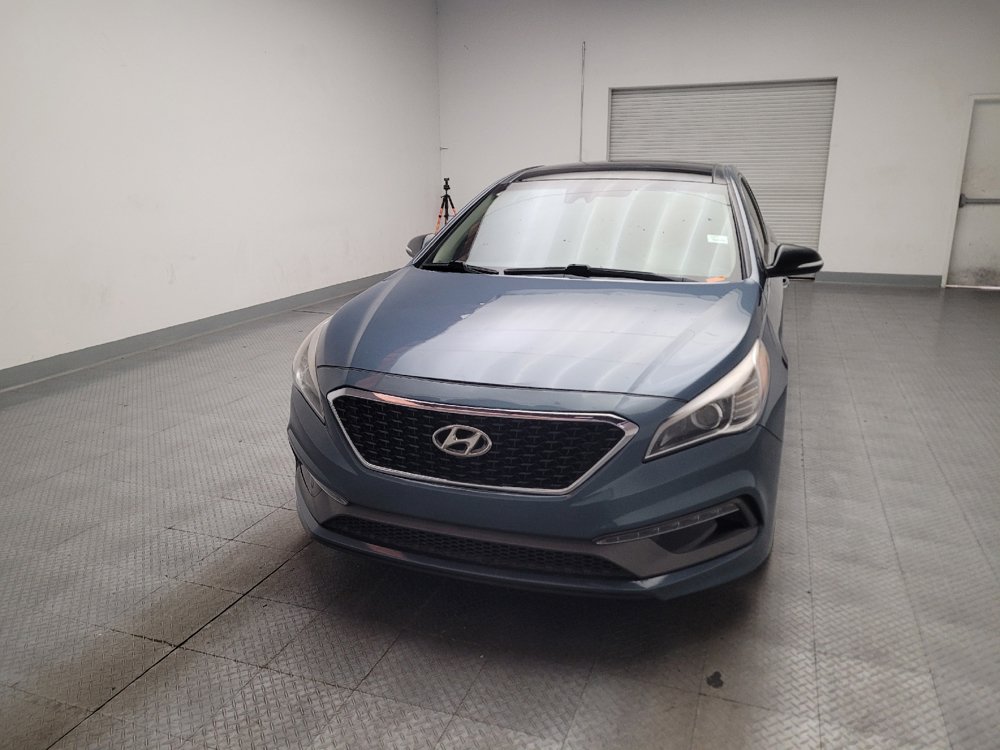 Used 2016 Hyundai Sonata Limited w/ Option Group 05 FWD image 15