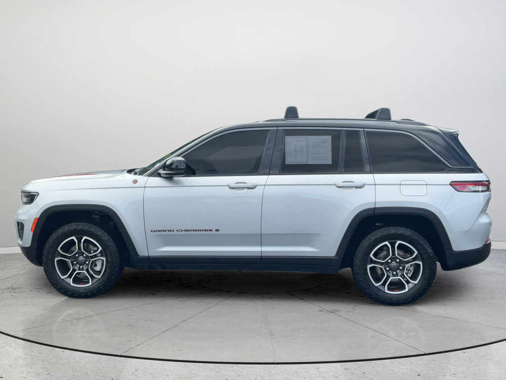 Used 2022 Jeep Grand Cherokee Trailhawk AWD/4WD image 10