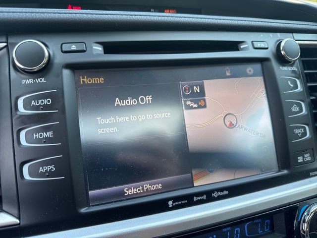 Used 2019 Toyota Highlander XLE image 26