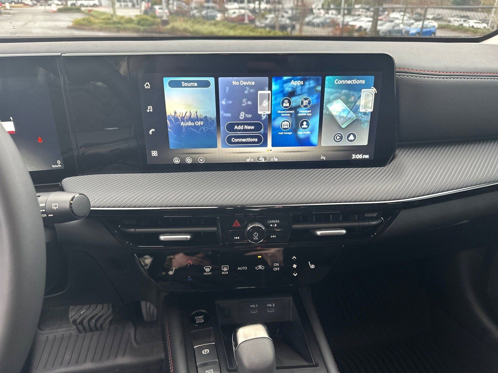 New 2026 Nissan Kicks SR w/ Cold Weather Package image 27