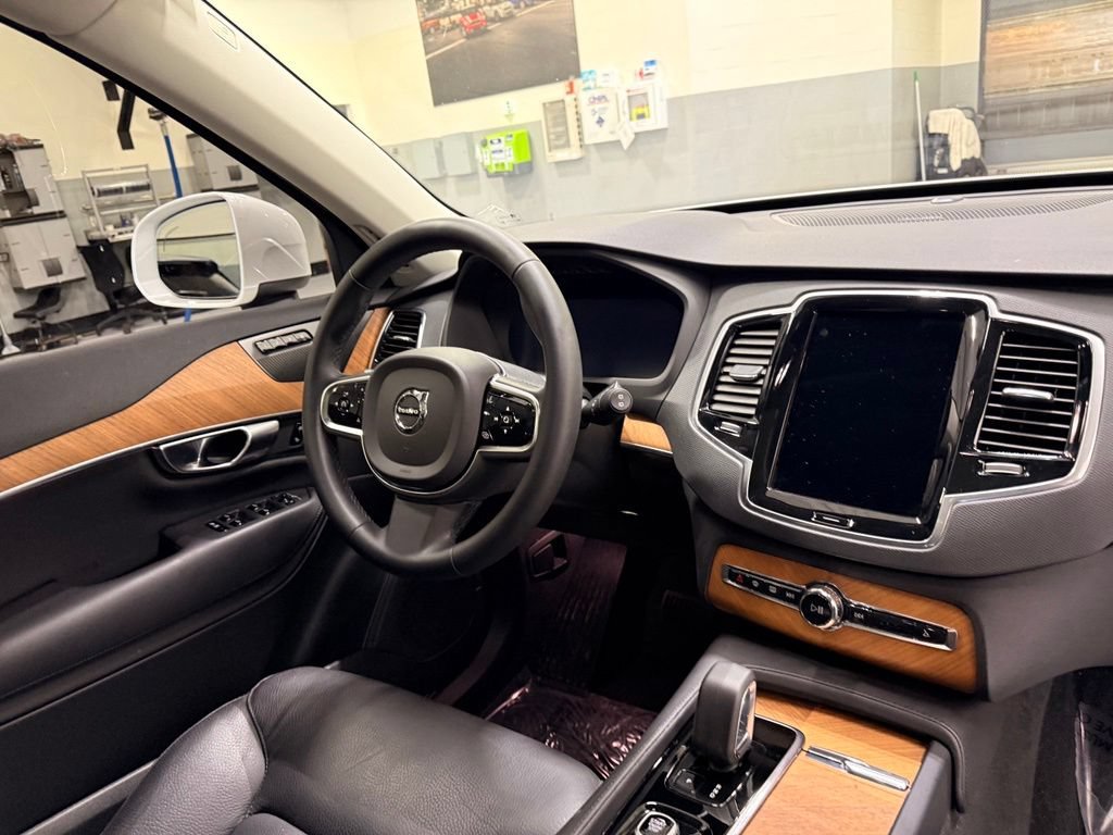 Used 2023 Volvo XC90 B6 Plus w/ Protection Package Premier AWD/4WD image 30