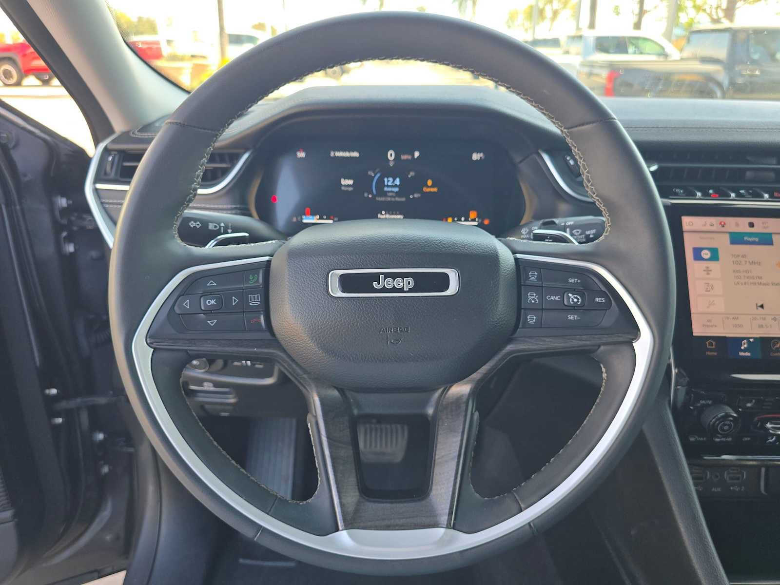 Used 2023 Jeep Grand Cherokee L Limited w/ Rear Seat Video Group I AWD/4WD image 26
