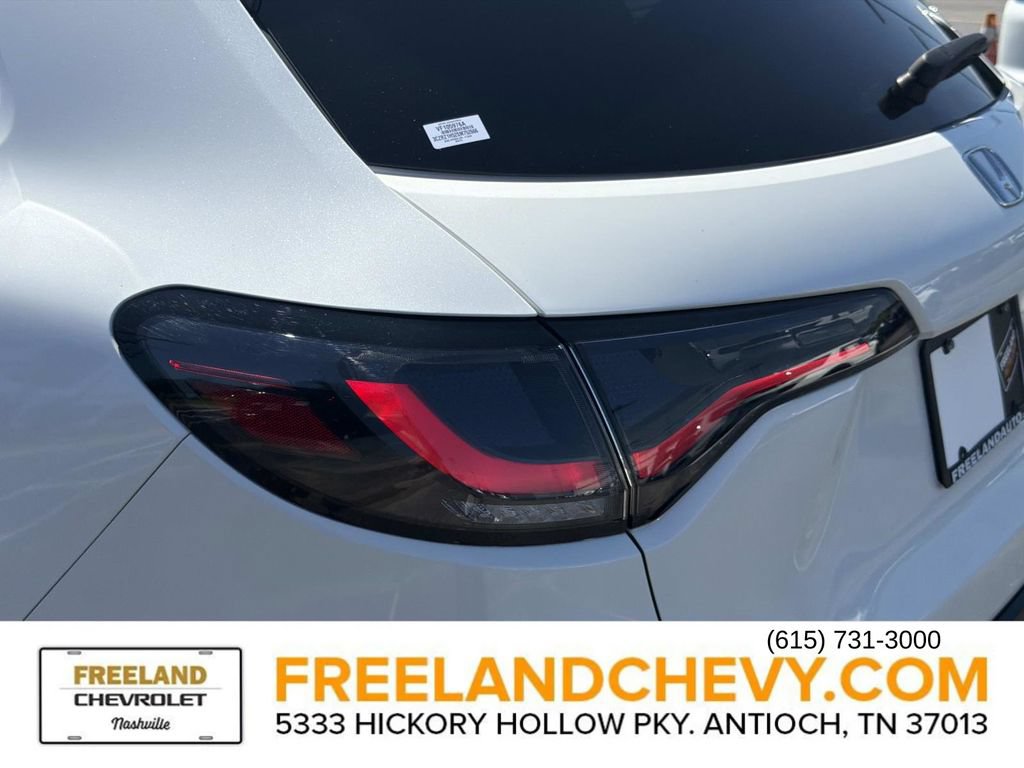 Used 2025 Honda HR-V Sport image 12