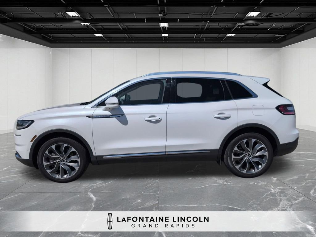 Certified 2023 Lincoln Nautilus Reserve w/ Equipment Group 201A AWD/4WD image 2