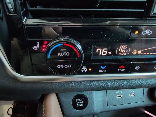 Used 2025 Nissan Rogue Platinum w/ Platinum Premium Package image 36