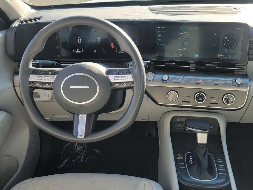 Used 2024 Hyundai Kona SE FWD image 17