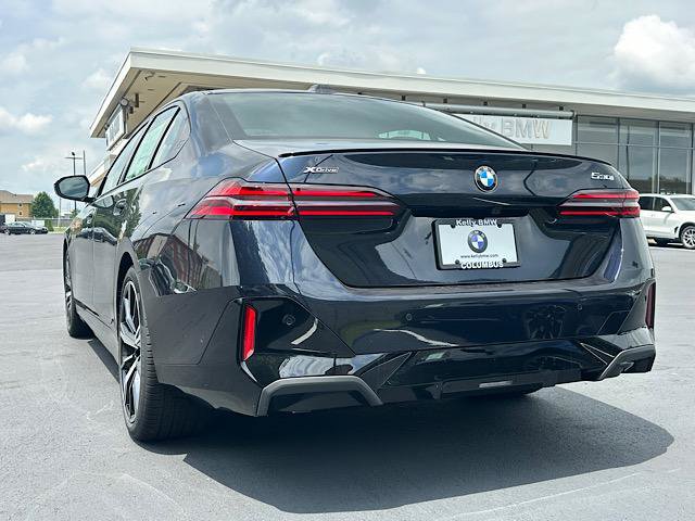 New 2027 BMW 530i xDrive w/ M Sport Package AWD/4WD image 3