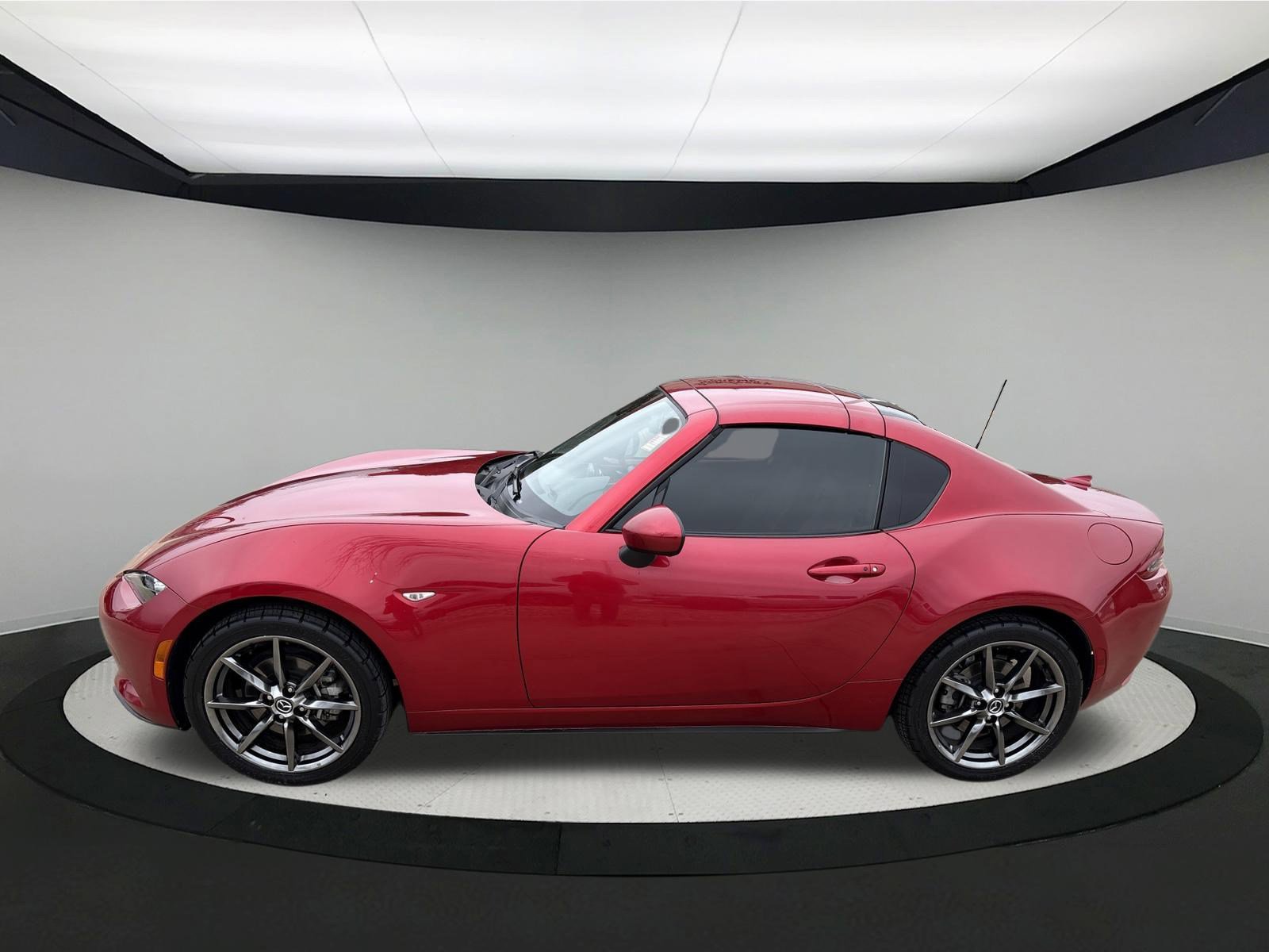 Used 2017 MAZDA MX-5 Miata RF Grand Touring RWD image 4