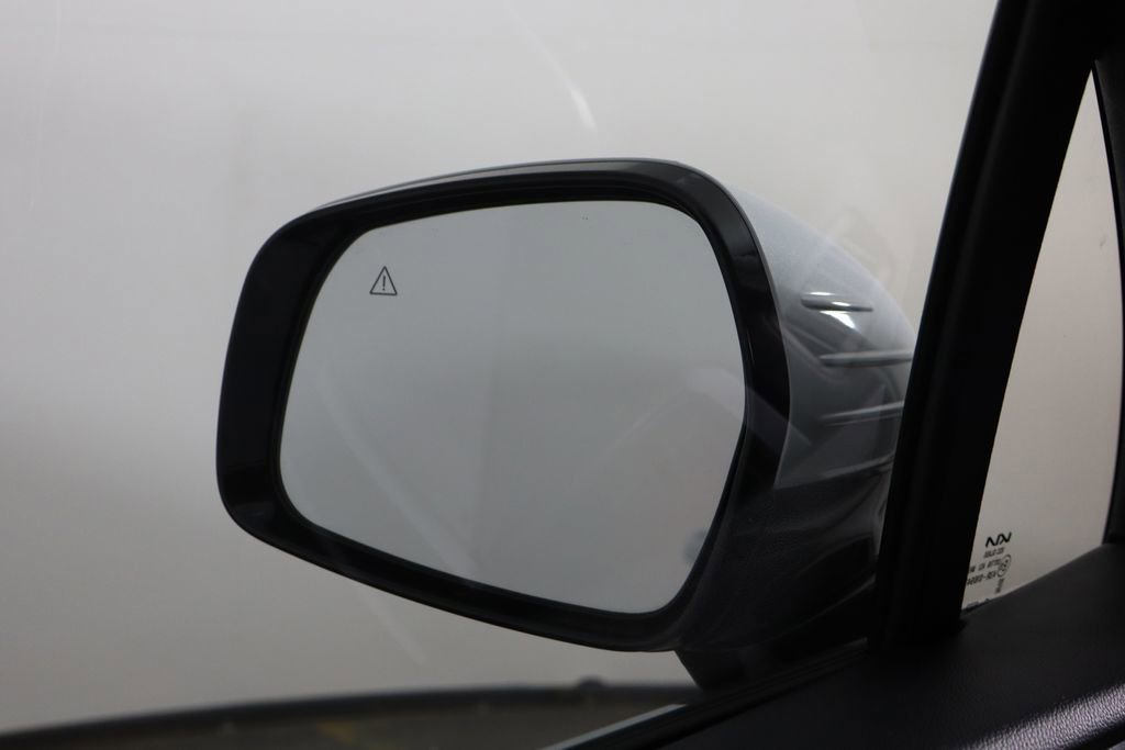 Used 2025 Kia Sorento S FWD image 39