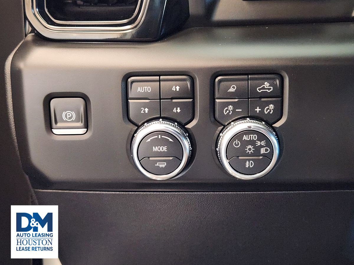 Used 2023 GMC Sierra 1500 AT4 w/ AT4 Premium Package image 28