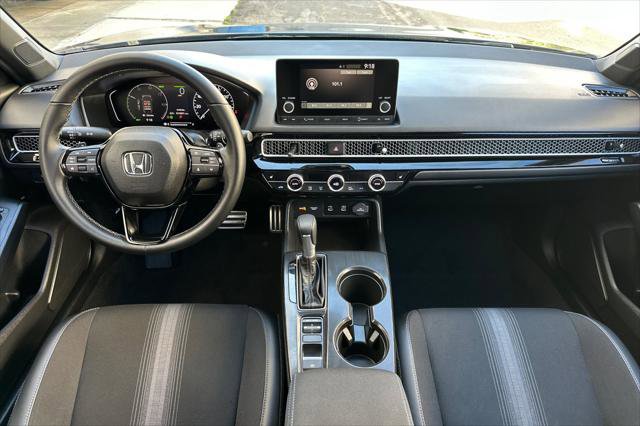 Used 2025 Honda Civic Sport image 12