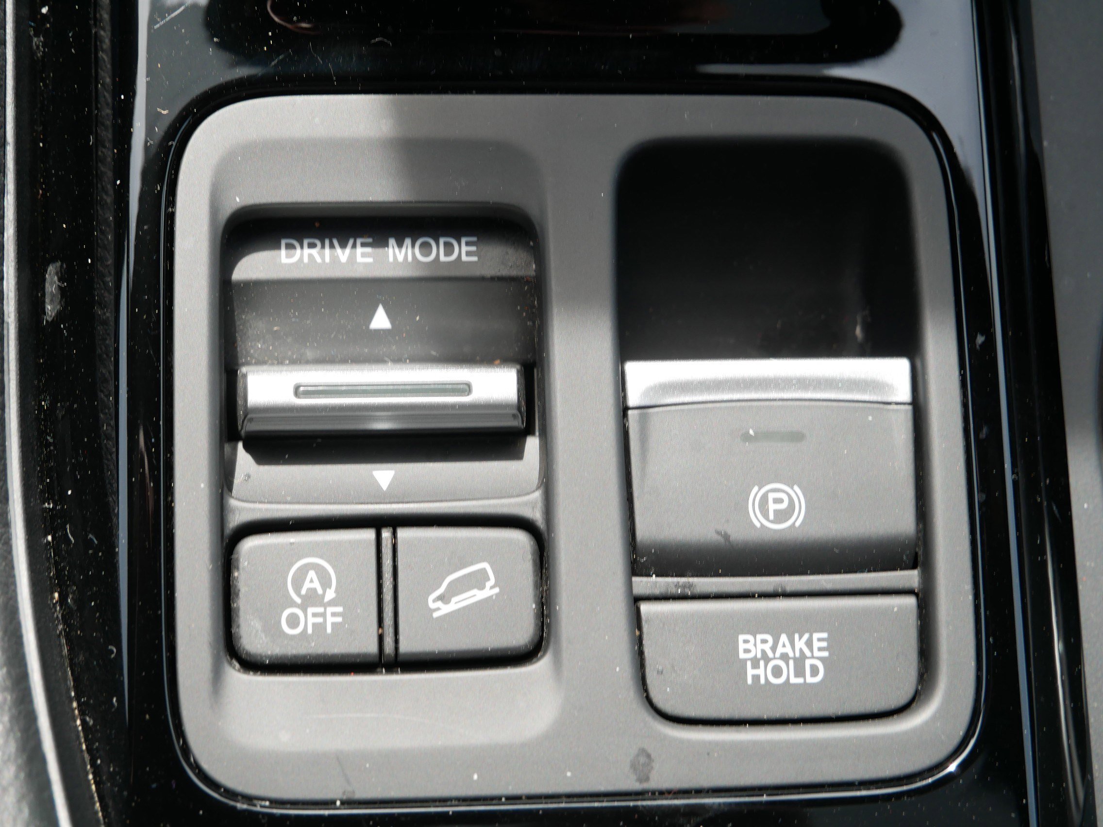 Certified 2025 Honda Pilot Black Edition image 32