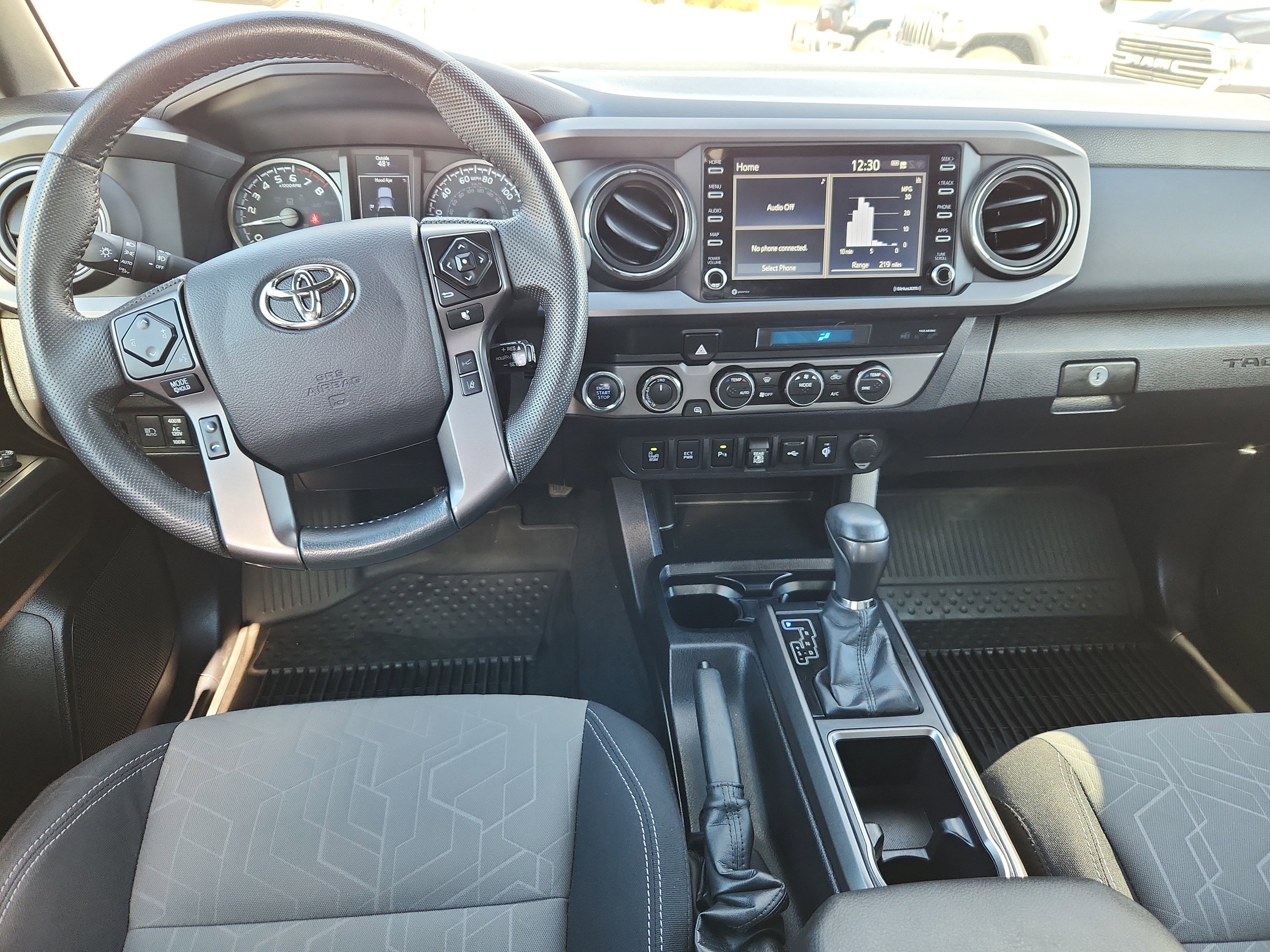 Used 2022 Toyota Tacoma TRD Off-Road w/ Technology Package image 9