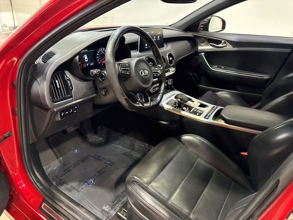 Used 2020 Kia Stinger GT2 AWD/4WD image 30
