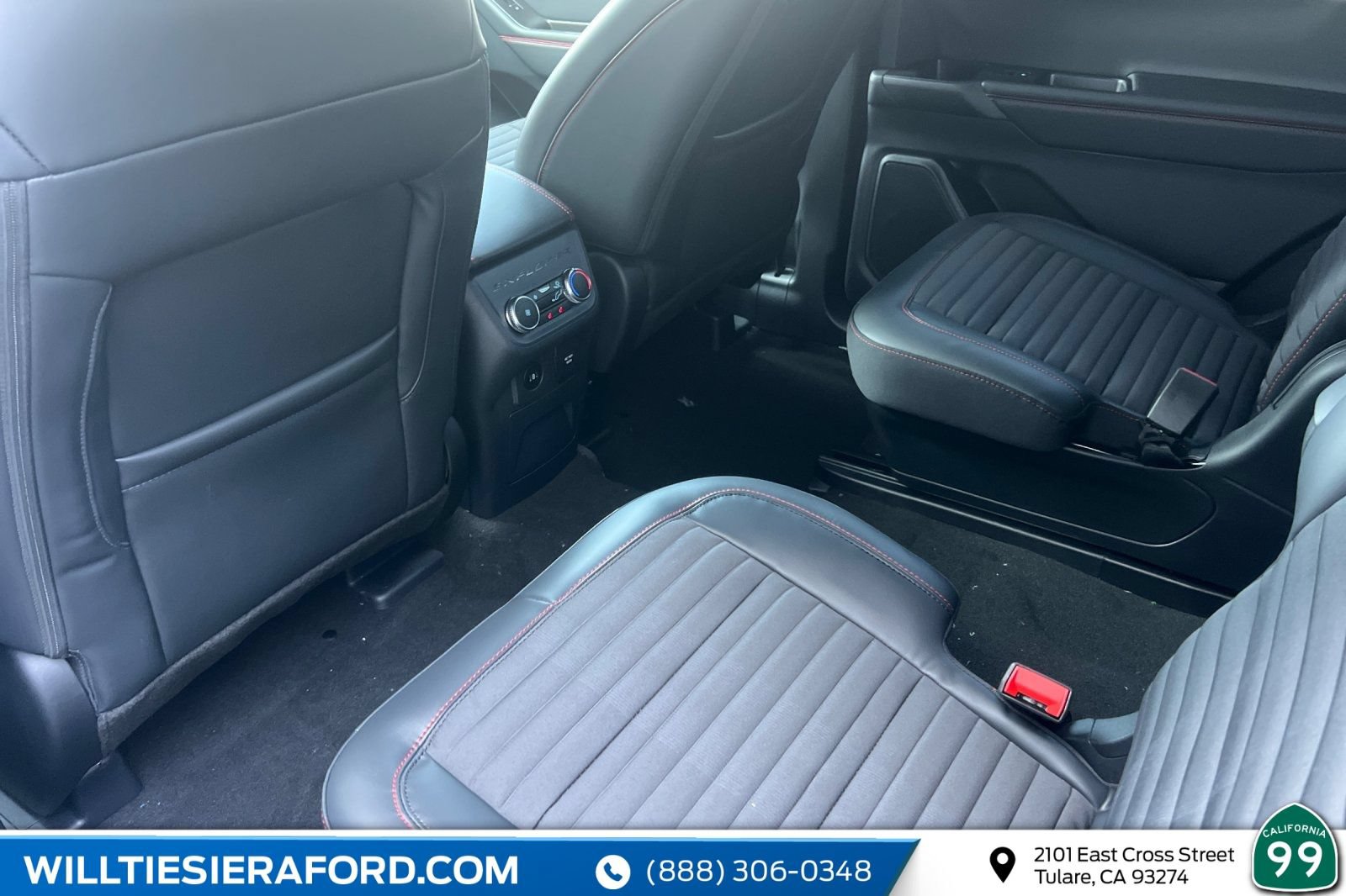 New 2026 Ford Explorer ST-Line w/ ST-Line Street Pack AWD/4WD image 13