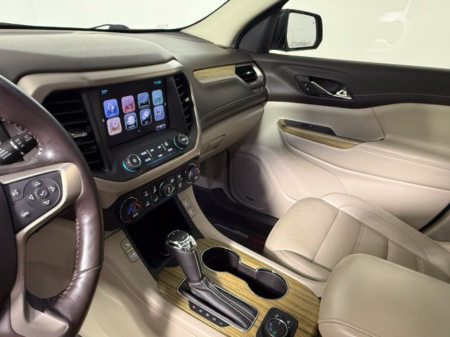 Used 2019 GMC Acadia Denali w/ Technology Package FWD image 29